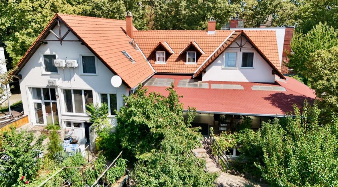 Goldschmiedt Vendeghaz Hotel Palkove Luaran gambar